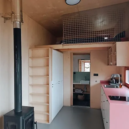 Tiny House V Ohrade Hébergement de vacances Cizkov