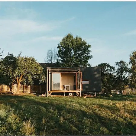 別荘 Tiny House V Ohrade Cizkov