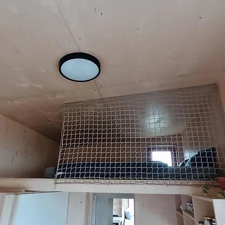 Tiny House V Ohrade * Cizkov