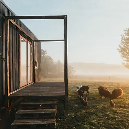 Tiny House V Ohrade * Cizkov