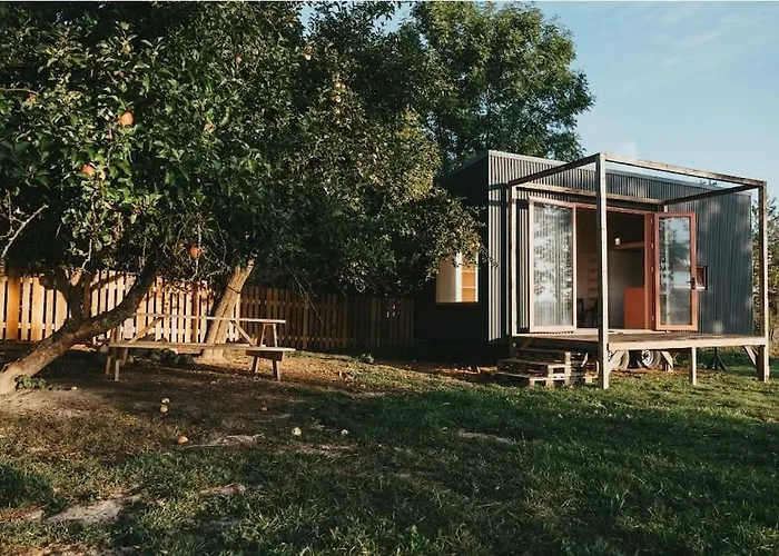 Tiny House V Ohrade بيت للعطل Cizkov